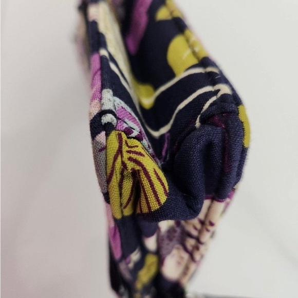 Vera Bradley clutch Floral Nightingale - Picture 7 of 9